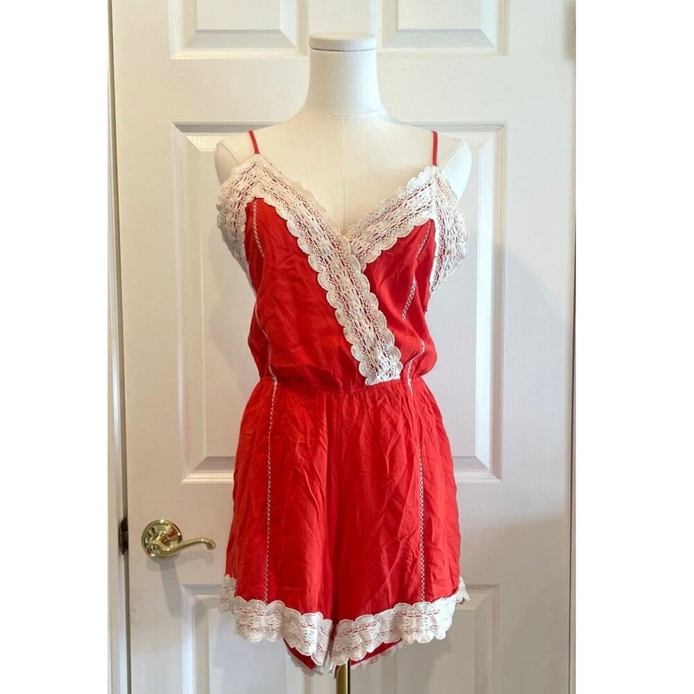 Boho Backless Crochet Lace Romper Size Large